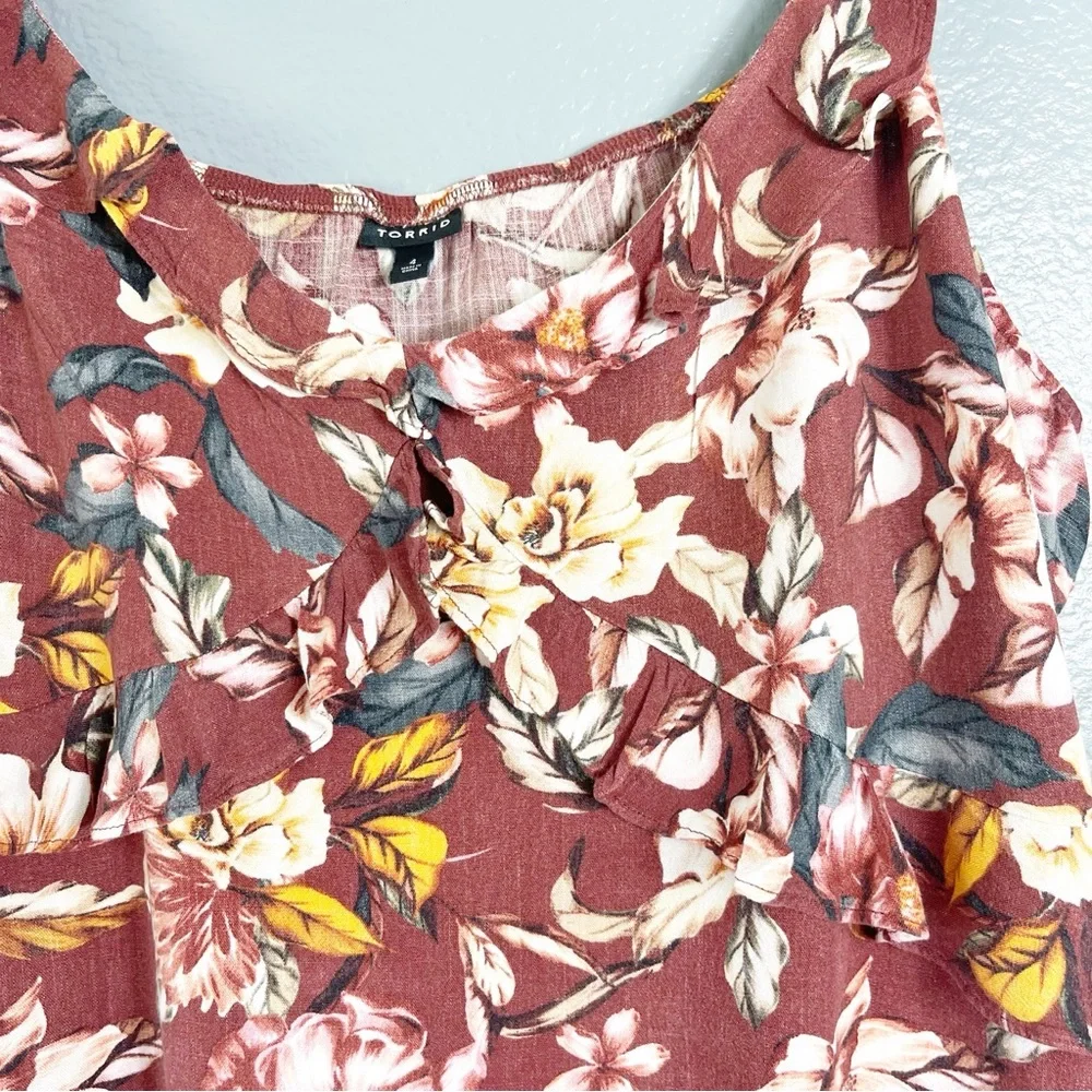 Torrid Rayon Slub Ruffle V-Neck Cami Brick Floral Size 4 - Picture 5 of 6